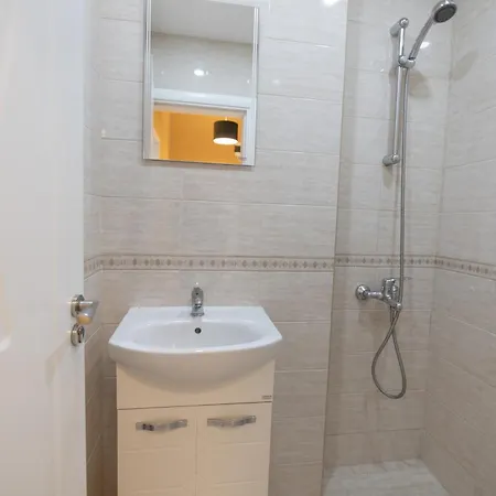 Contemporary Vintage, 3bdr Grace Apartamento