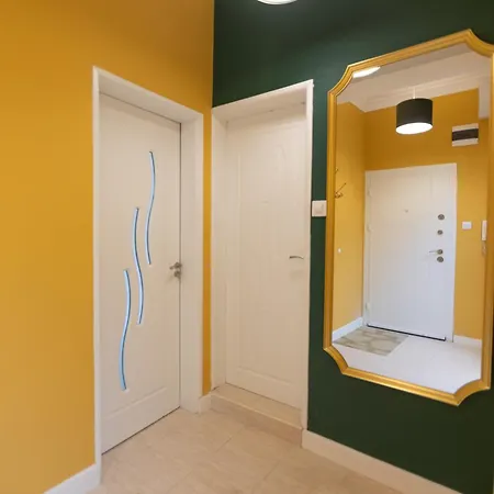 Contemporary Vintage, 3bdr Grace Sofya