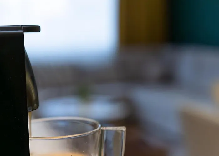 Contemporary Vintage, 3bdr Grace Sofia