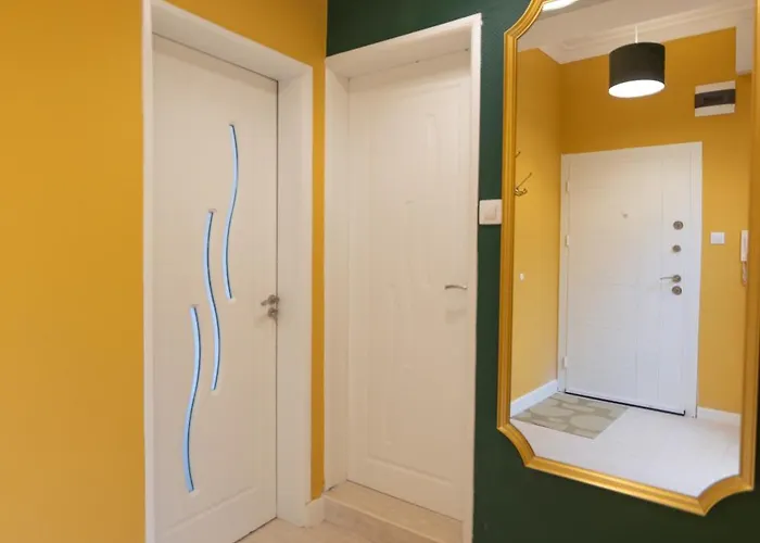 Contemporary Vintage, 3bdr Grace Sofia