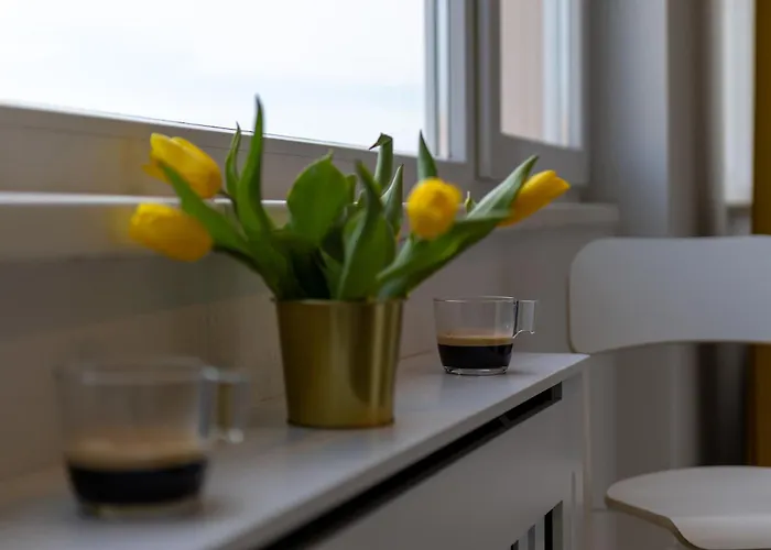 Contemporary Vintage, 3bdr Grace